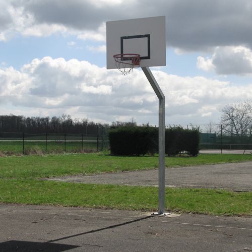 Panier basket street galvanisé plastifié- 2, 60m - panneau 1 2 lune - à sceller