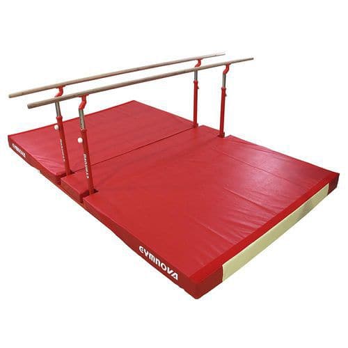 Barres parallèles avec matelas repliable et chariot de déplacement - Gymnova